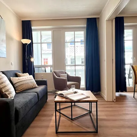 Apartment 673, Seepark