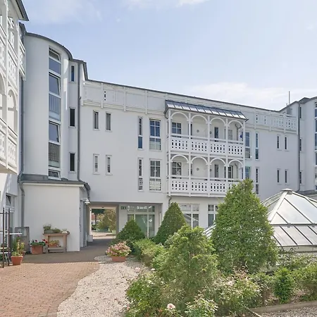 673, Seepark Apartment