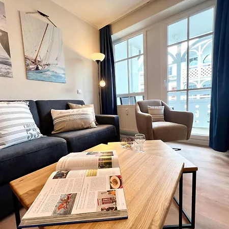 Apartment 673, Seepark